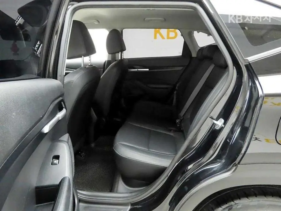Kia Seltos1.6 Diesel 2WD Prestige - 14