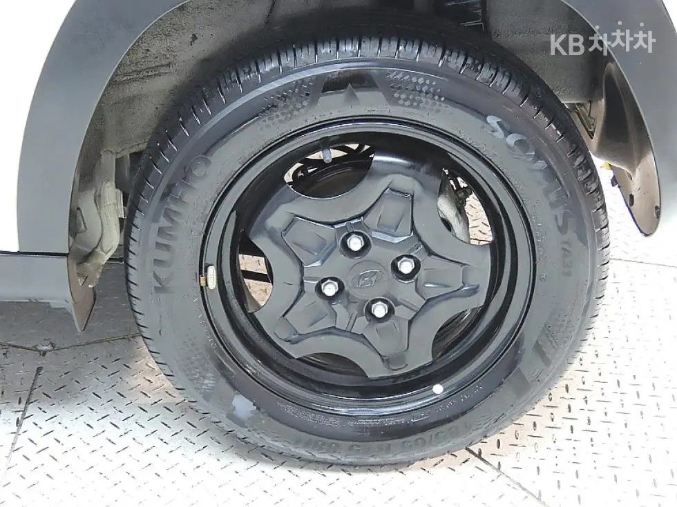 Хюндай Каспър1.0 Турбо Бензин 디 에센셜 - 20