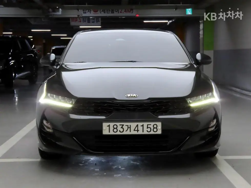 Kia K5 3rd Gen 2.0 Gasoline Trendy - Image 1