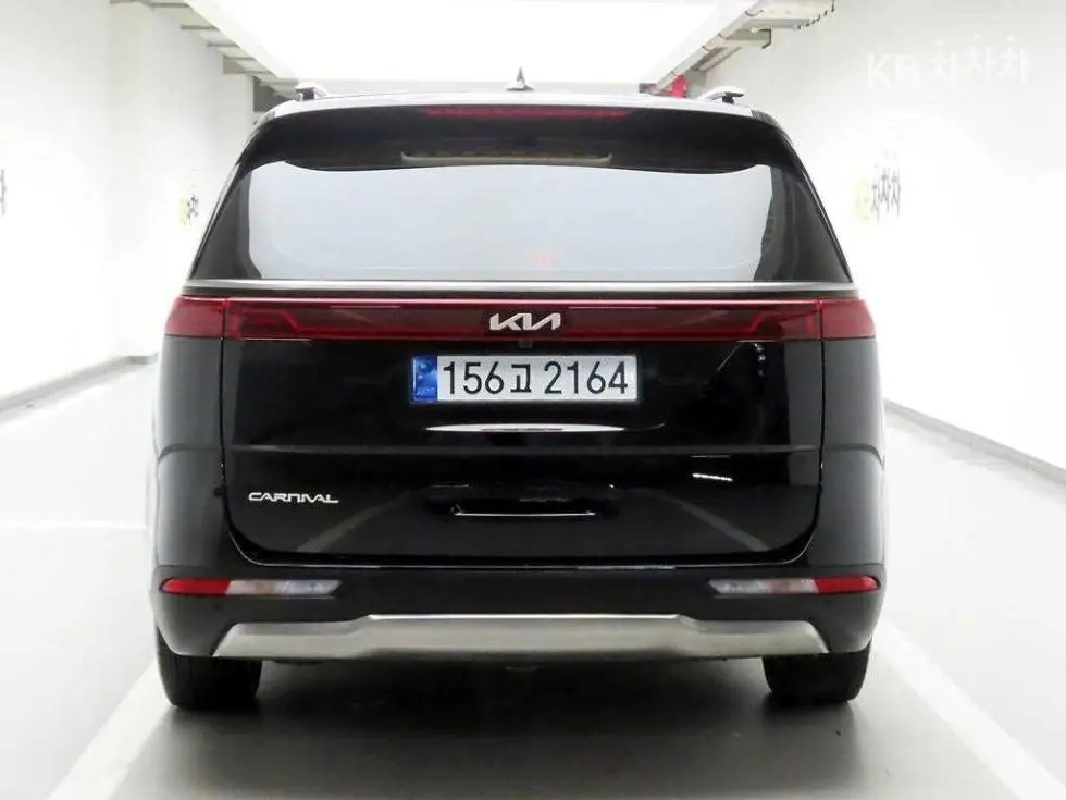 Kia Carnival 4th generationG3.5 GDI 7-seater Noblesse - 3