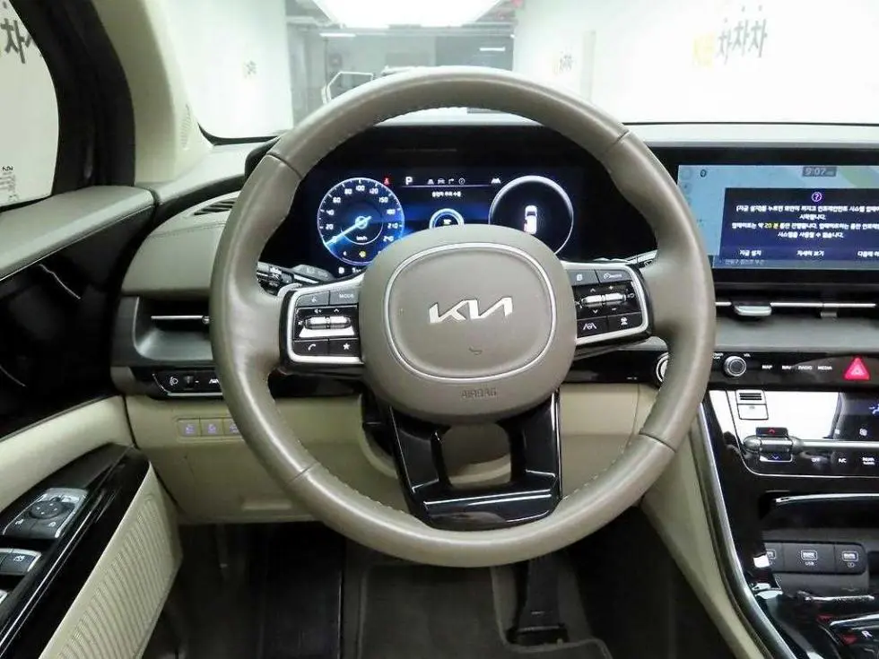 Kia Carnival 4th generationG3.5 GDI 7-seater Noblesse - 7
