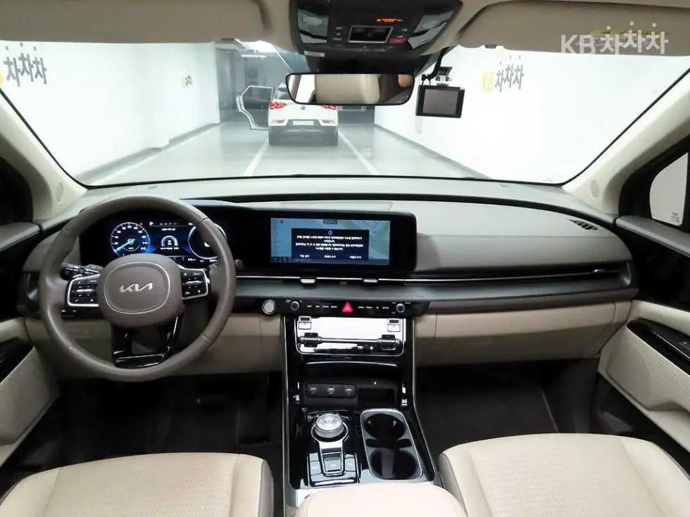 Kia Carnival 4th generationG3.5 GDI 7-seater Noblesse - 8
