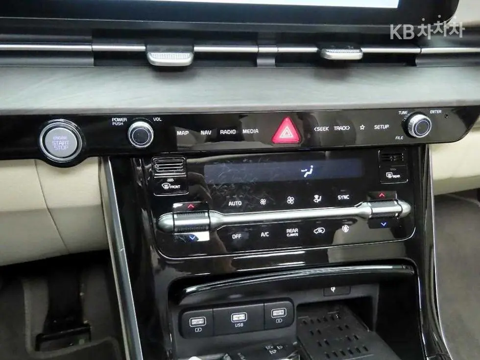 Kia Carnival 4th generationG3.5 GDI 7-seater Noblesse - 10