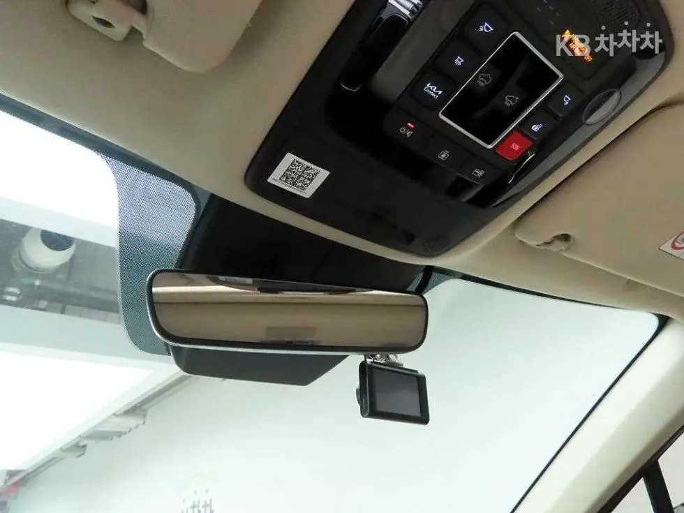 Kia Carnival 4th generationG3.5 GDI 7-seater Noblesse - 15