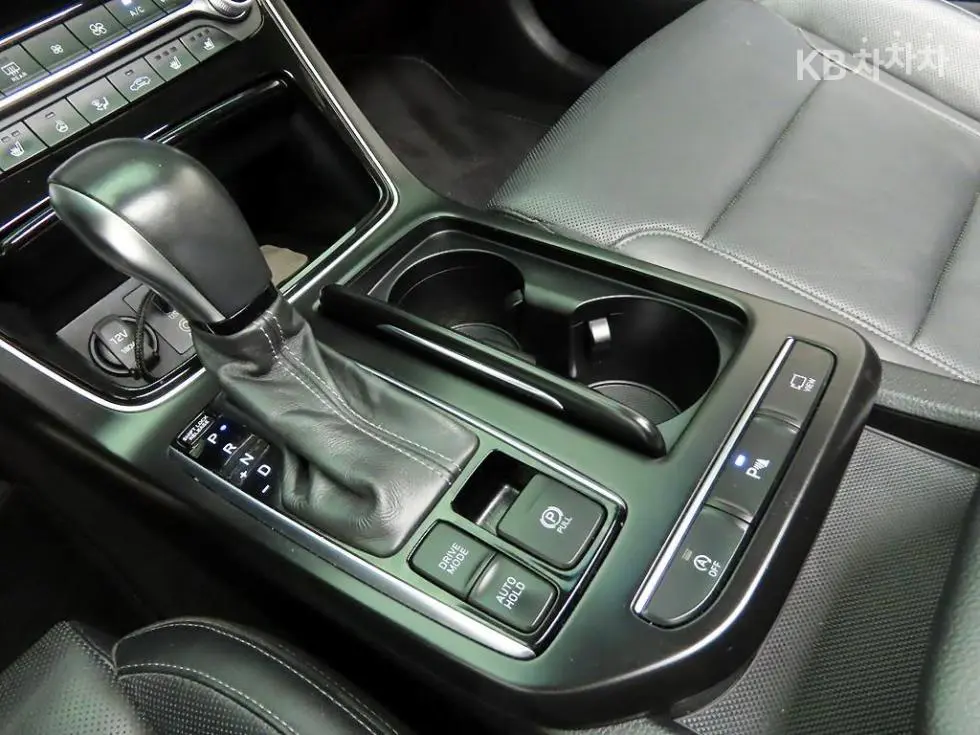 Hyundai GrandeurIGDiesel 2.2 Premium Standard - 11