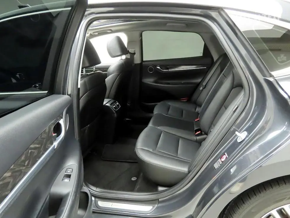 Hyundai GrandeurIGDiesel 2.2 Premium Standard - 13