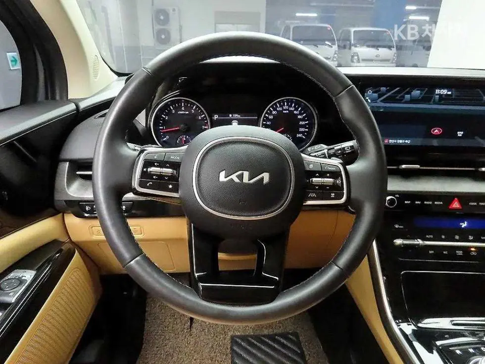 Kia Carnival 4th generationG3.5 GDI 9-seater Noblesse - 7