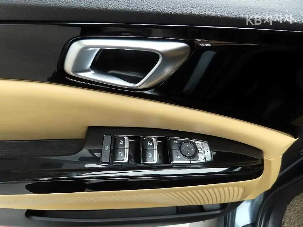 Kia Carnival 4th generationG3.5 GDI 9-seater Noblesse - 11