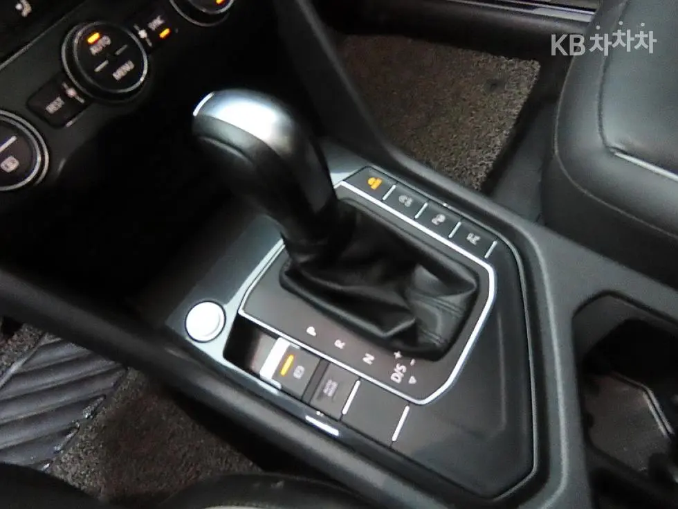 Volkswagen The New Tiguan2.0 TDI Prestige - 9