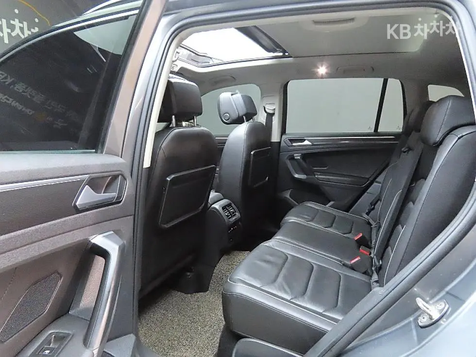 Volkswagen The New Tiguan2.0 TDI Prestige - 11