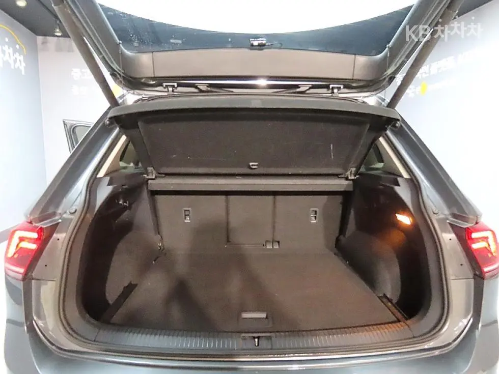 Volkswagen The New Tiguan2.0 TDI Prestige - 19