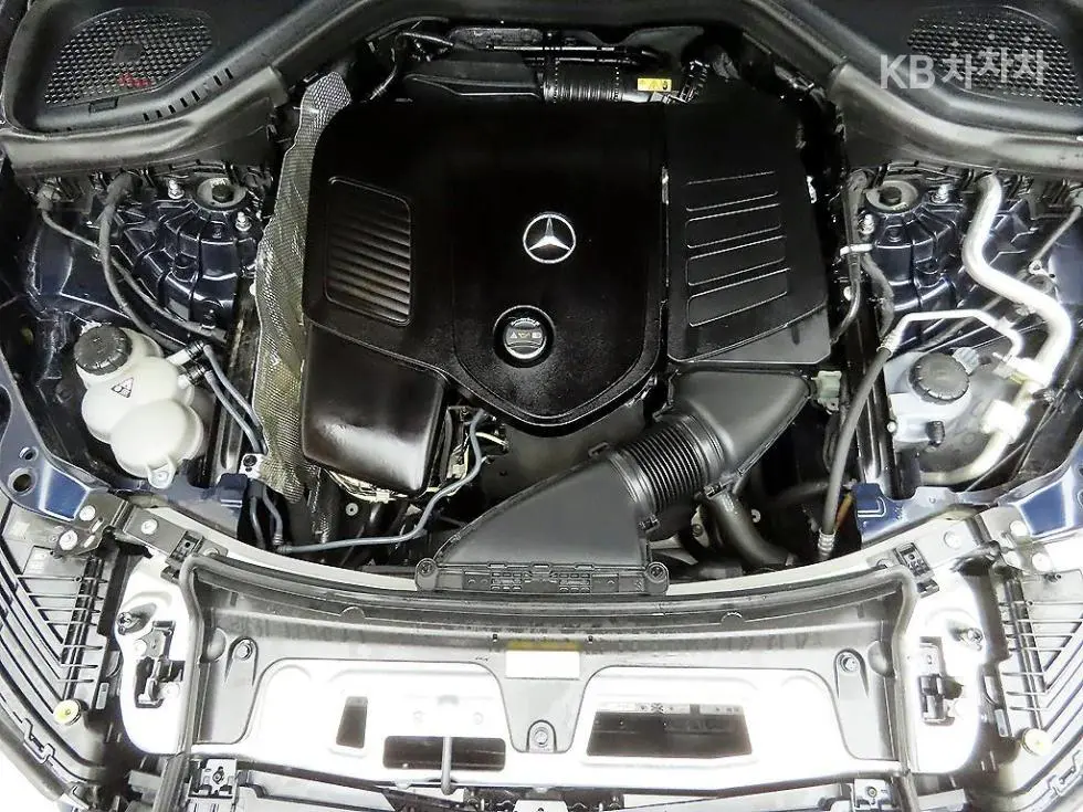 Mercedes-Benz GLC(X254) GLC300 4Matic Coupe Standard - 20