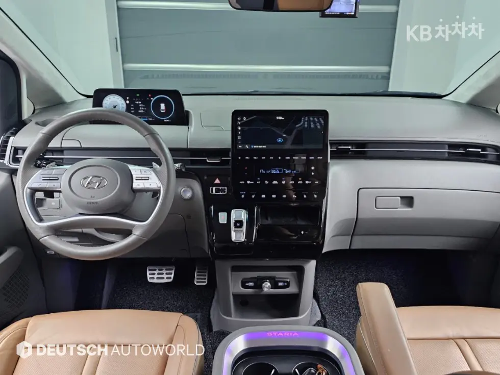 Hyundai Staria Lounge2.2 Lounge 9 Inspiration - 7