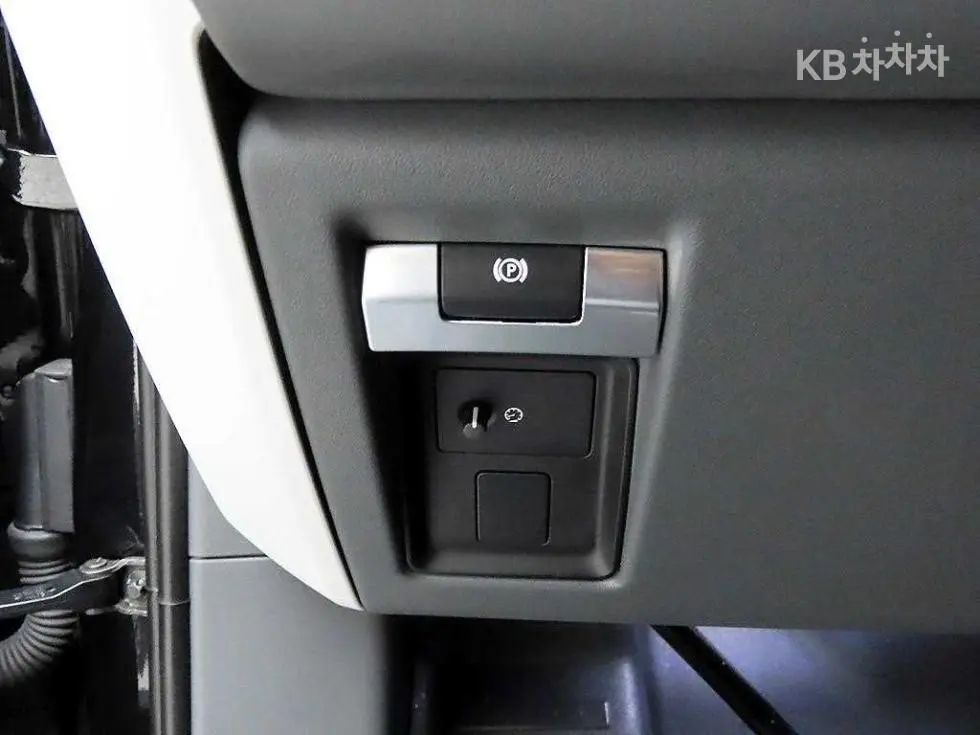 Land Rover Defender(L663)110 D300 X-DYN HSE - 12