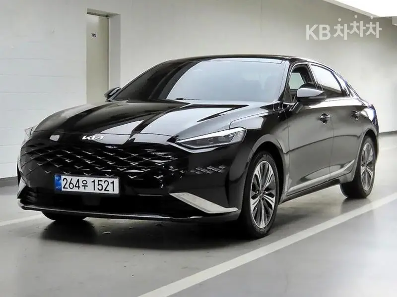 Kia K8 Hybrid 1.6 Turbo Signature - Image 1