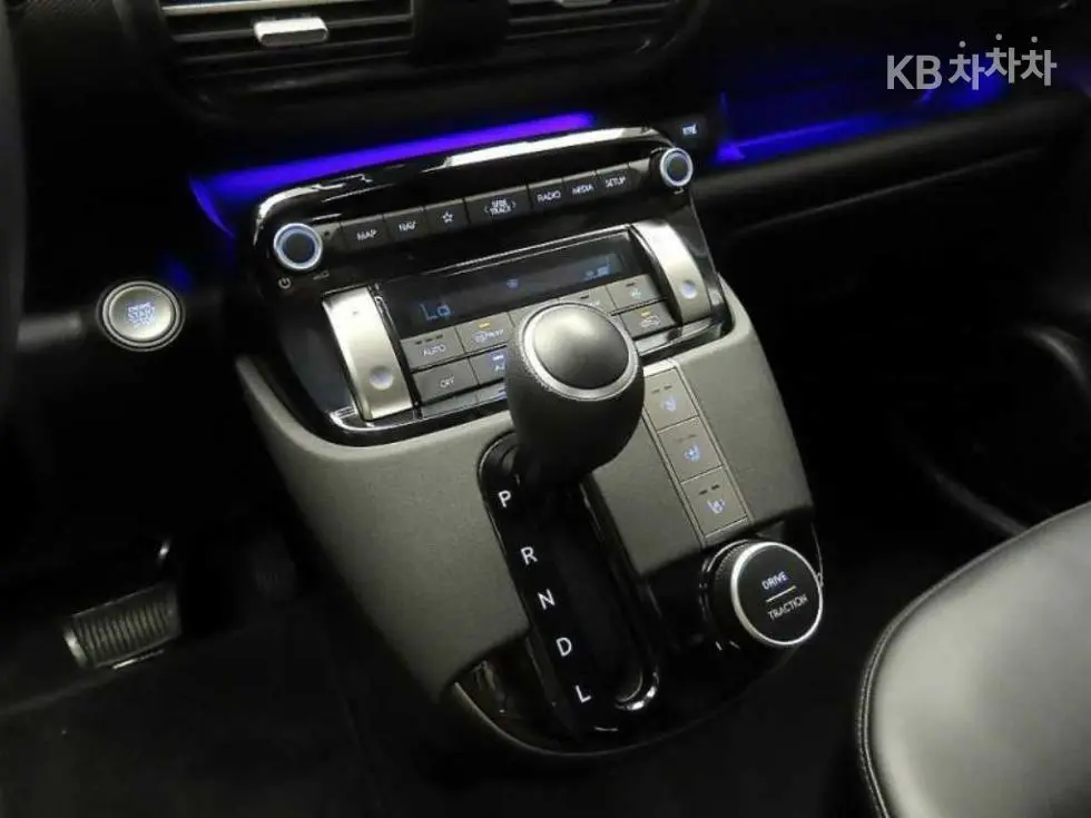 Hyundai Casper1.0 Gasoline 디 에센셜 - 10