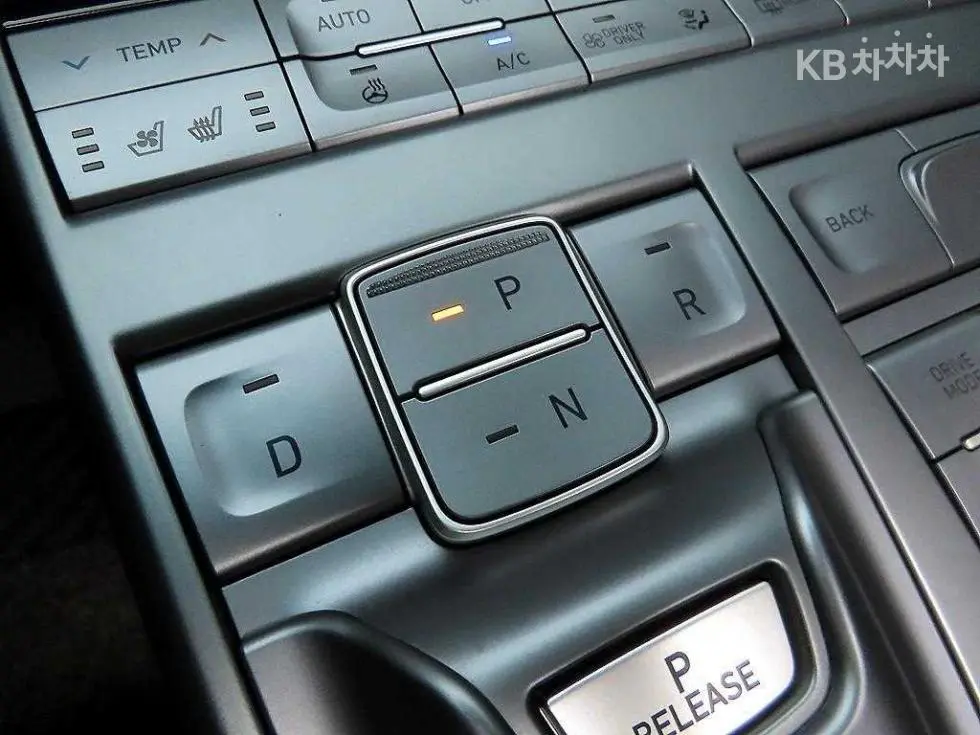 Hyundai NexoPremium - 10