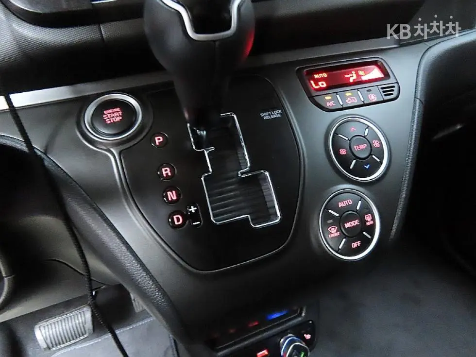 Kia The New Kia Ray1.0 Gasoline Signature - 9