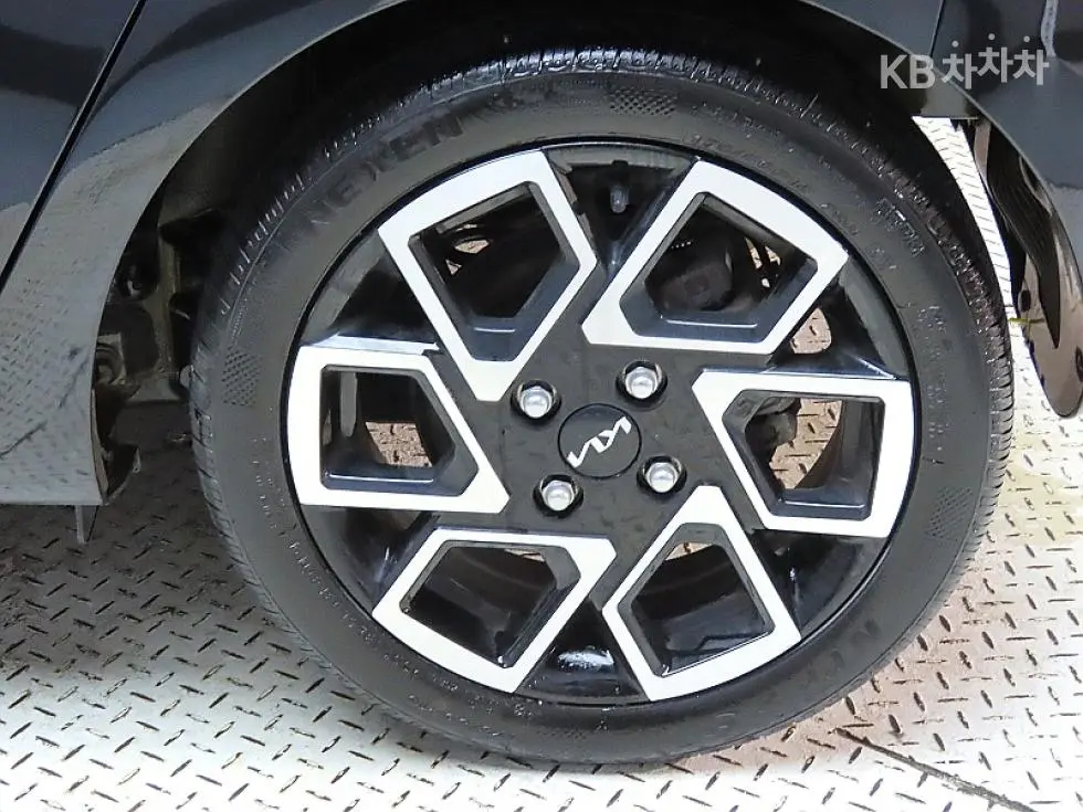 Kia The New Kia Ray1.0 Gasoline Signature - 20