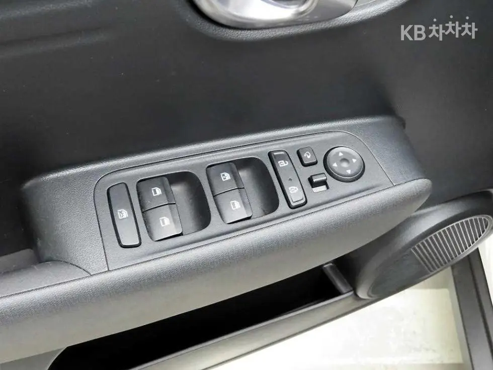 Hyundai Casper1.0 Turbo Gasoline 디 에센셜 - 11