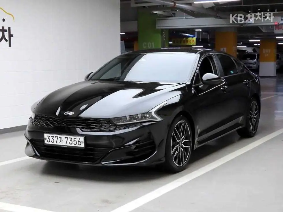 Kia K5 3rd Gen 1.6 Gasoline Turbo Prestige - Image 1