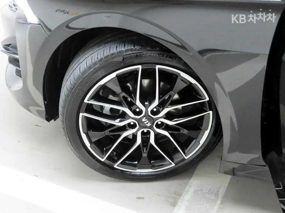 Kia K5 3rd Gen1.6 Gasoline Turbo Prestige - 19