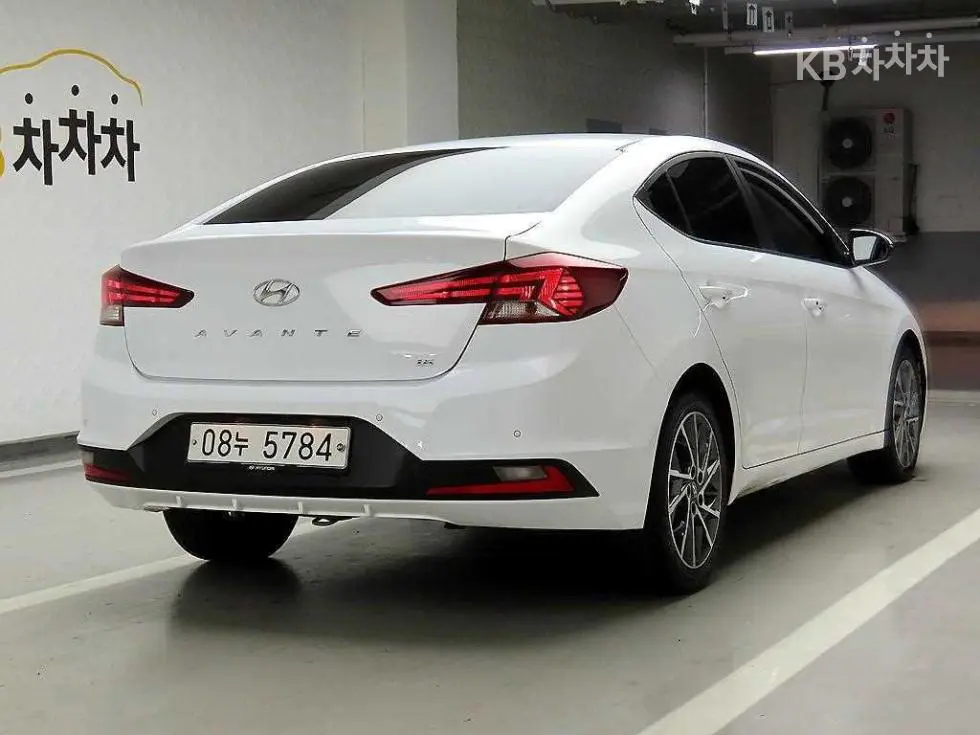 Hyundai The New Avante (Elantra) ADSmartstream G1.6 SmartChoice - 4