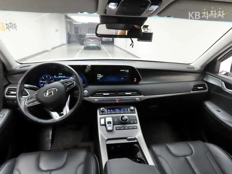 Hyundai Palisade2.2 Diesel 7-seater Prestige - 6