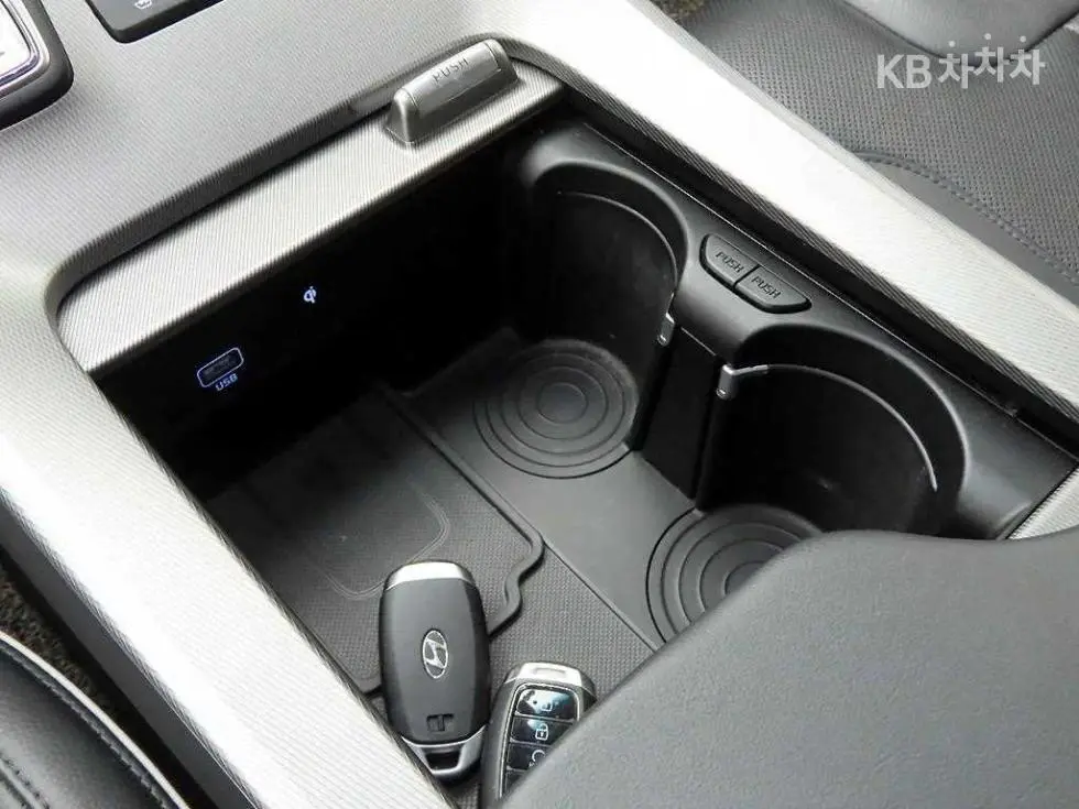 Hyundai Palisade2.2 Diesel 7-seater Prestige - 10