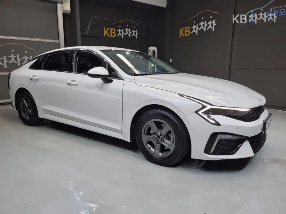 Киа The New K5 3-то поколение2.0 LPG Рент-а-кар Тренди - 5