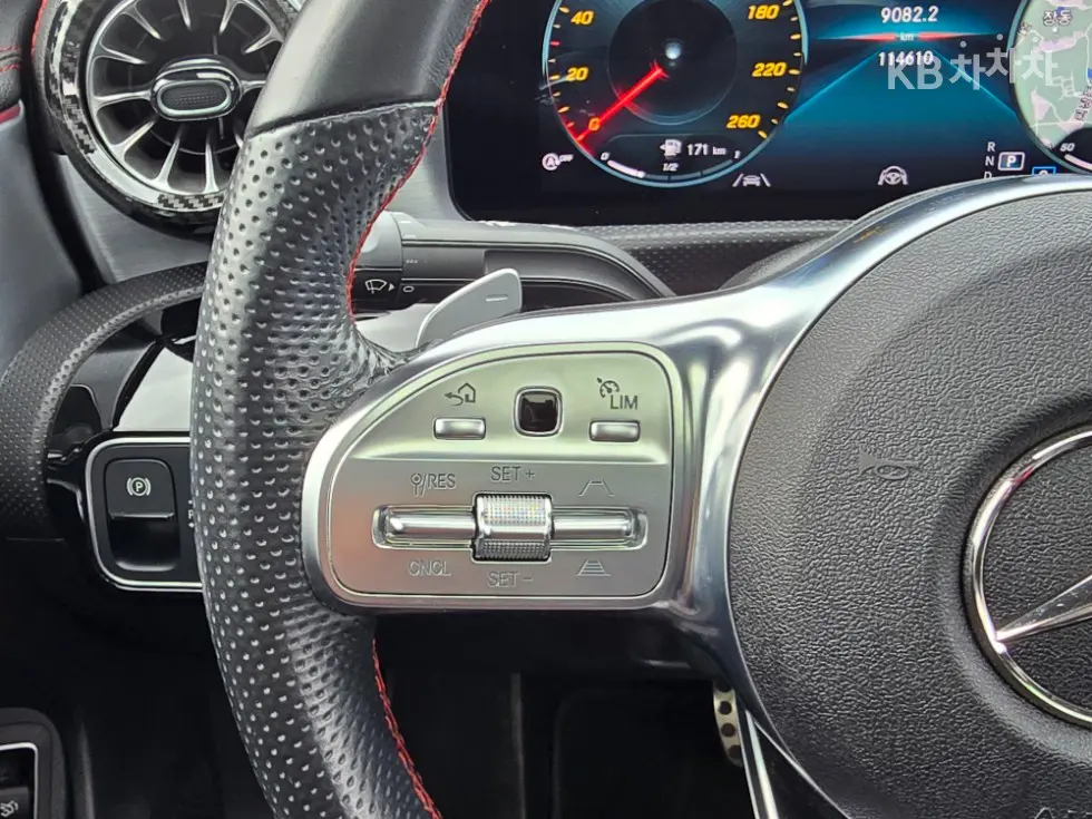 Mercedes-Benz CLA-Class(C118)CLA 250 4MATIC - 17