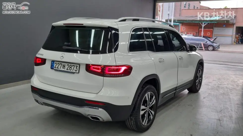 Mercedes-Benz GLB(X247)GLB 220 - 2