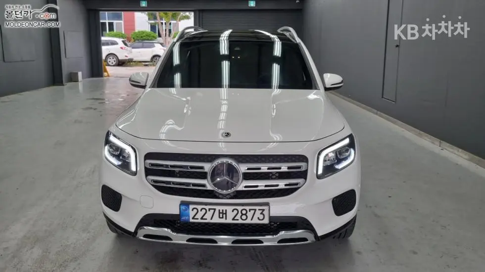 Mercedes-Benz GLB(X247)GLB 220 - 3