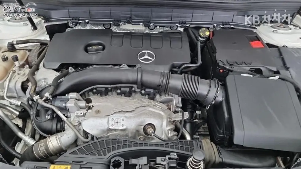 Mercedes-Benz GLB(X247)GLB 220 - 8