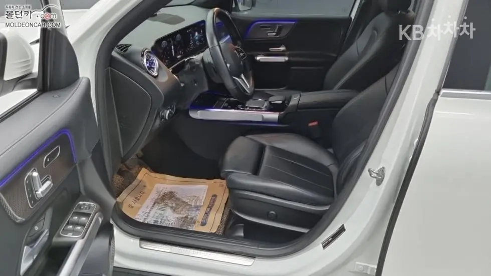 Mercedes-Benz GLB(X247)GLB 220 - 9