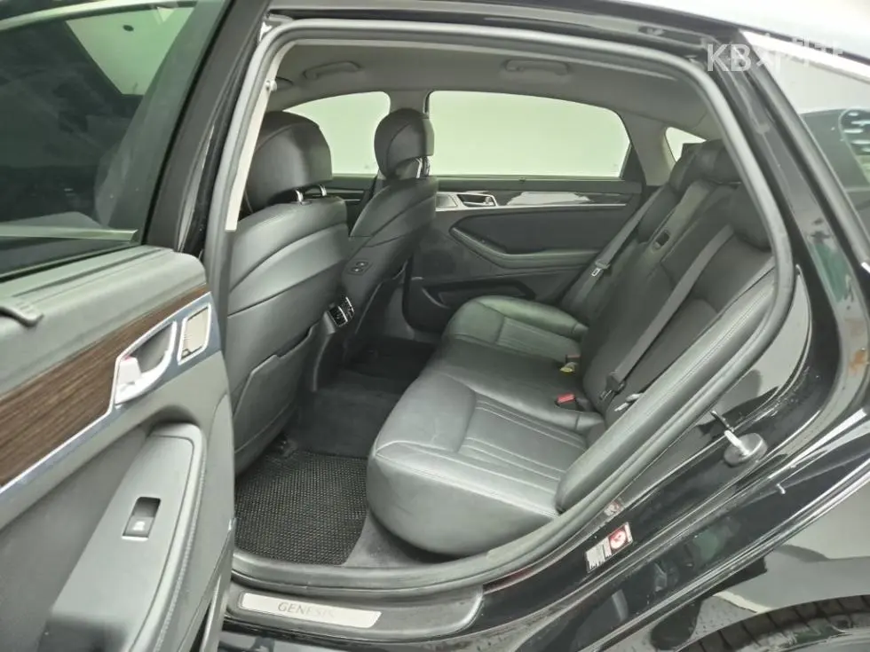 Дженезис G803.8 GDI AWD Премиум Люкс - 12
