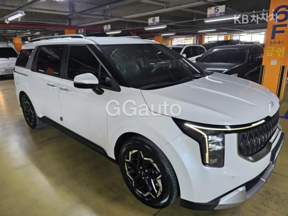 Киа The New Канивал 4-то поколение D2.2 9-местен Престиж - Image 1