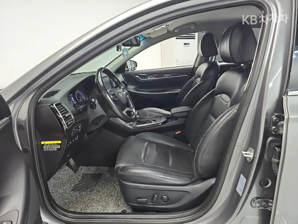 Хюндай GrandeurIG2.4 Premium Стандартен - 11