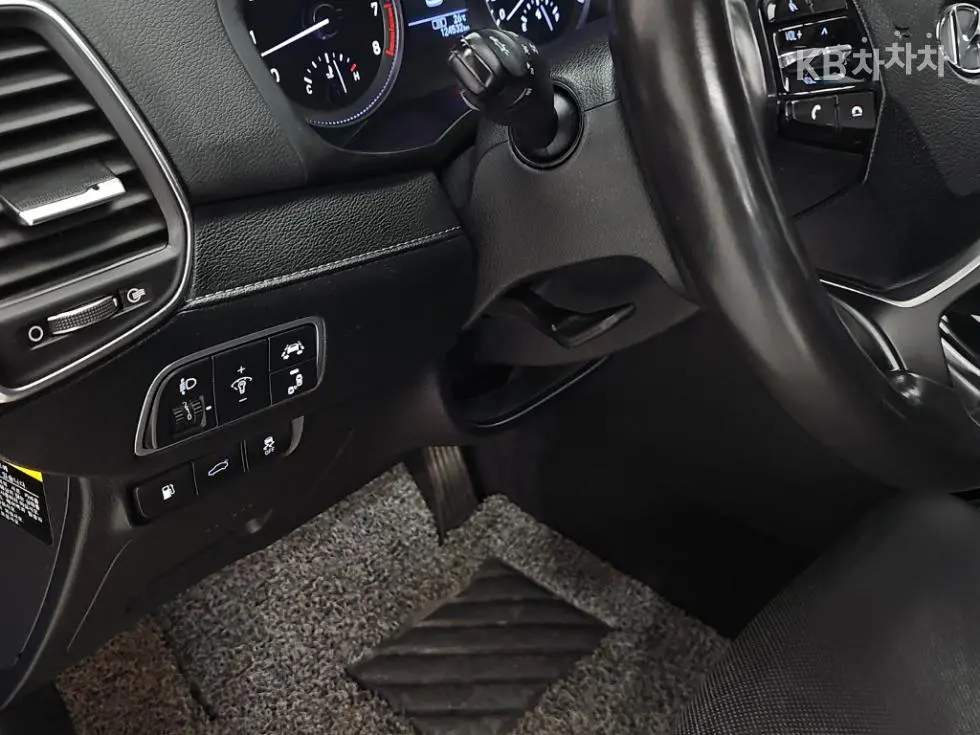 Хюндай GrandeurIG2.4 Premium Стандартен - 17