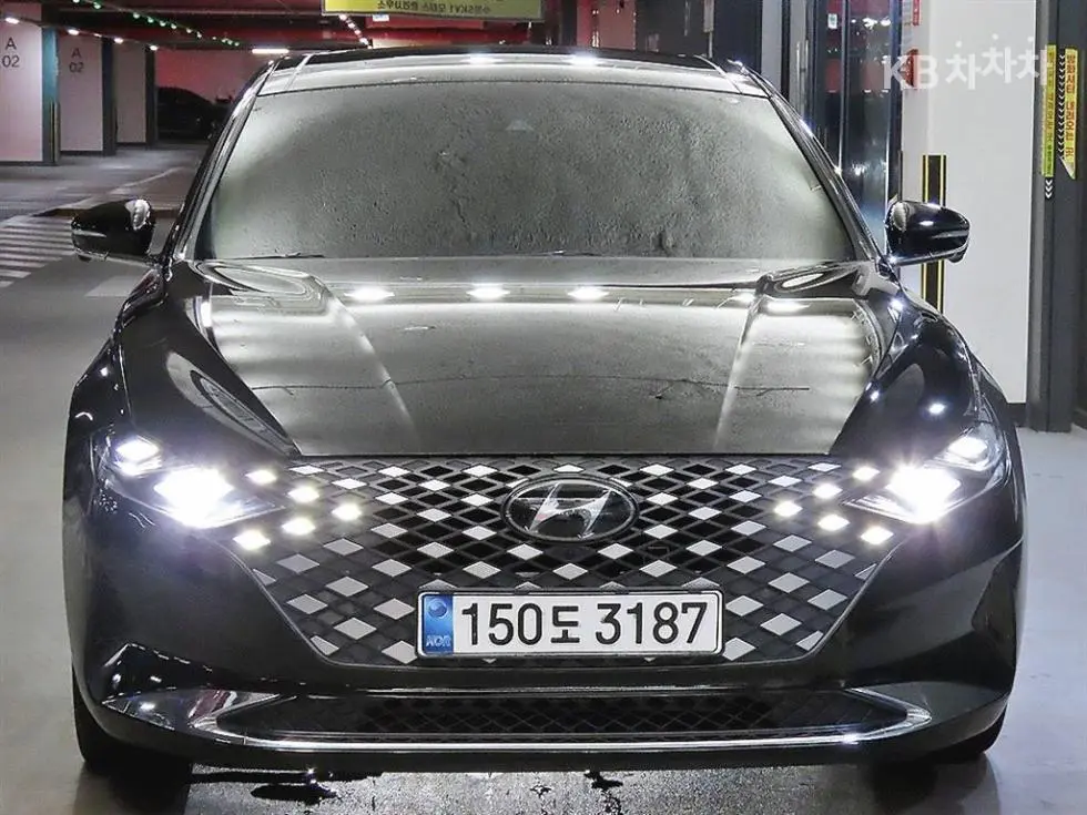 Хюндай The New Grandeur2.5 Le Blanc - 2