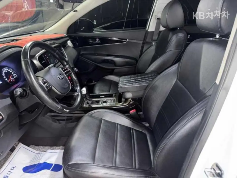 Киа The New Sorento2.0 Дизел 2WD Master - 6