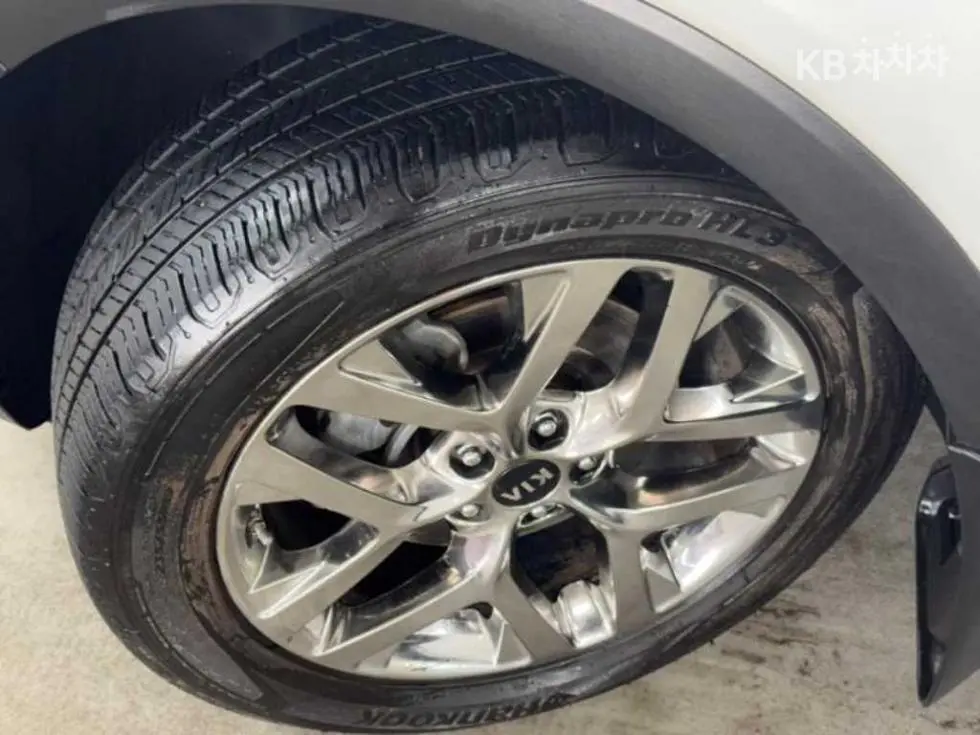 Киа The New Sorento2.0 Дизел 2WD Master - 20