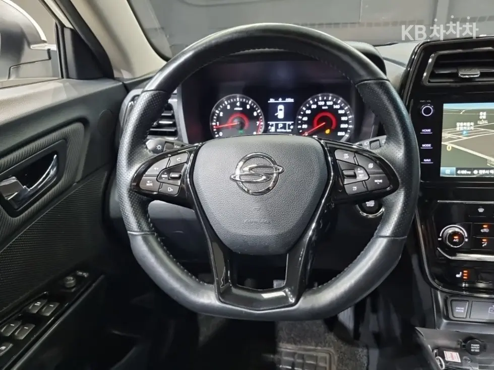 КейДжи Мобилити Very New (фацелит/обновяване) ТиволиБензин V3 2WD Стандартен - 11