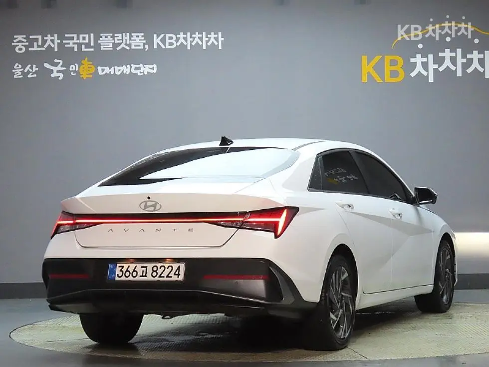 Хюндай The New Avante (Elantra) (CN7)1.6 Бензин Inspiration - 2