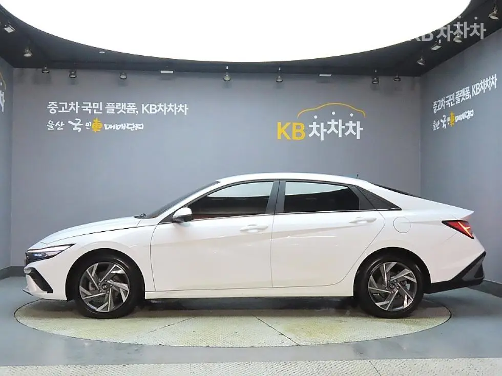 Хюндай The New Avante (Elantra) (CN7)1.6 Бензин Inspiration - 5