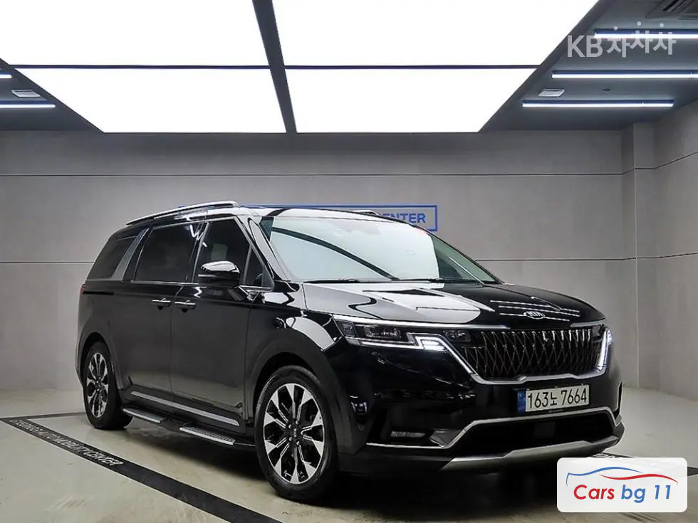 Kia Carnival 4th generationD2.2 9-seater Signature