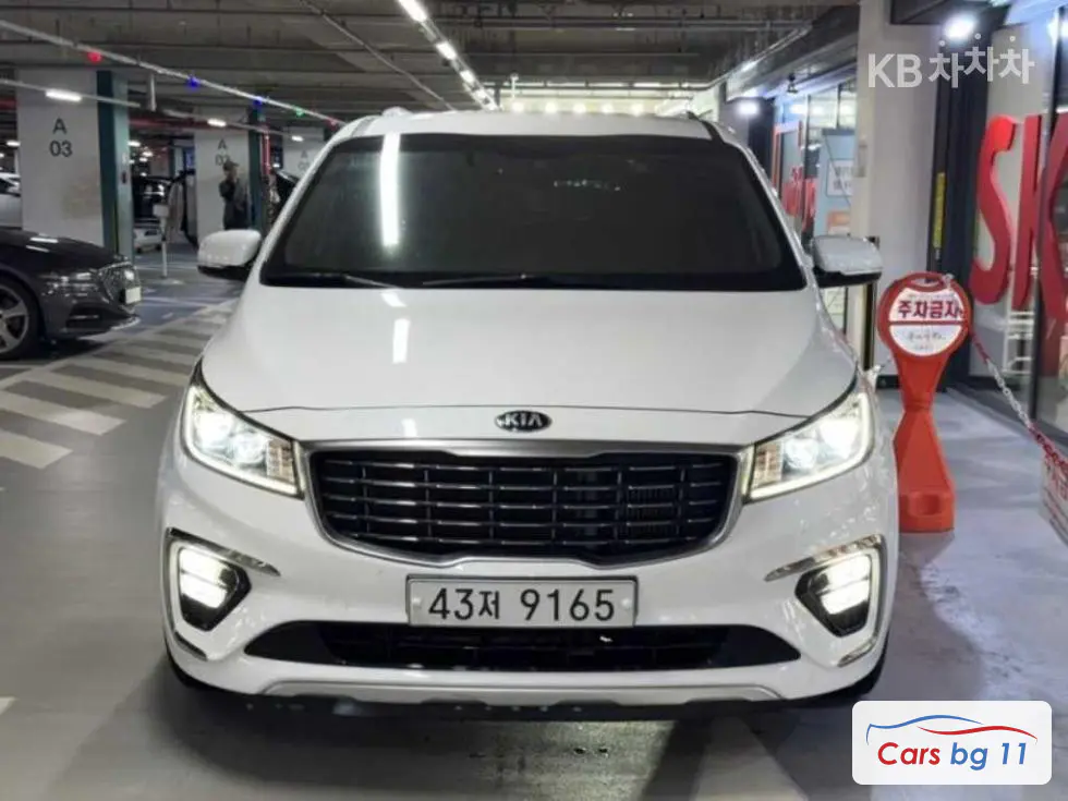 Kia The New Carnival9-seater 2.2 Diesel Prestige