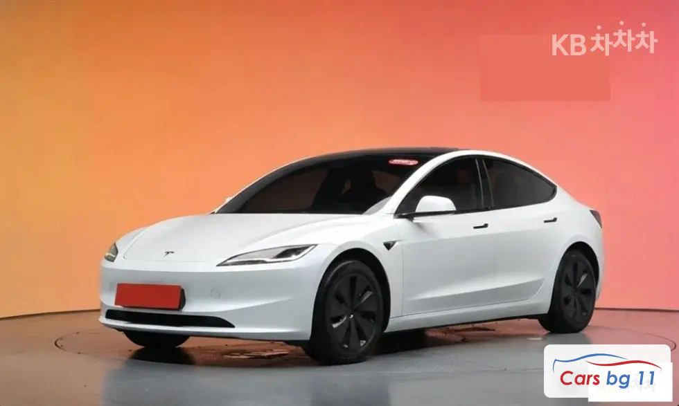 Tesla Model 3 HighlandRWD