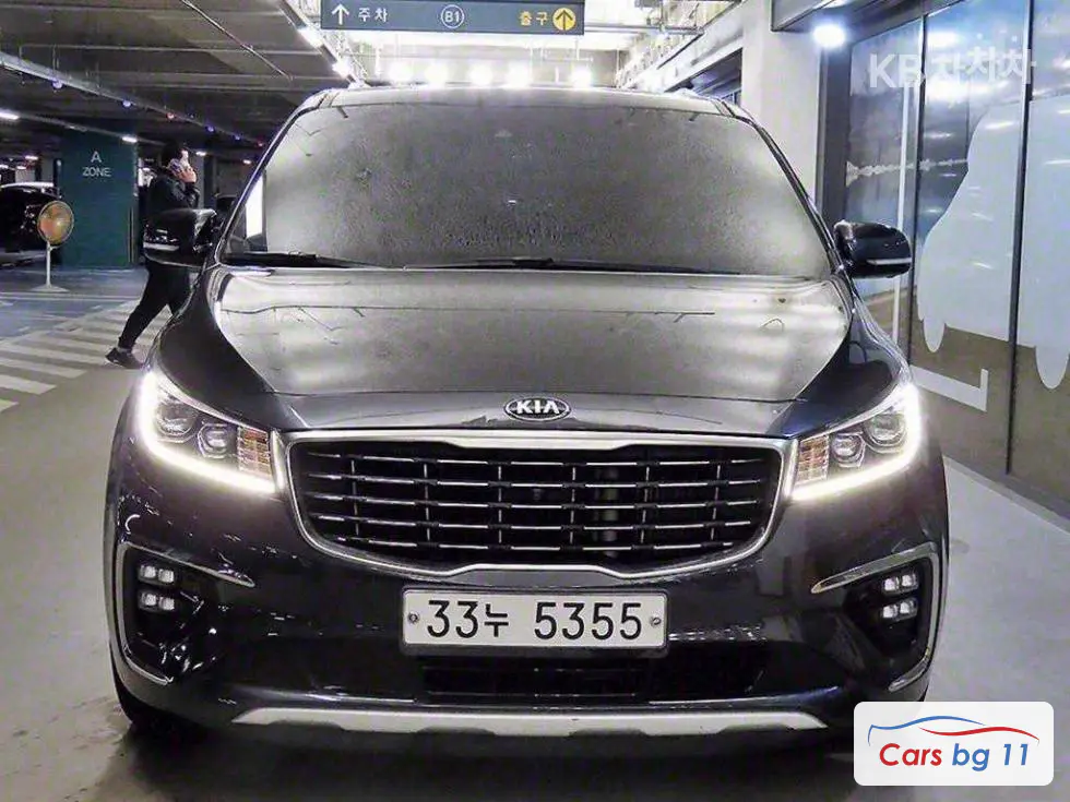 Kia The New Carnival7-seater 2.2 Diesel Limousine President