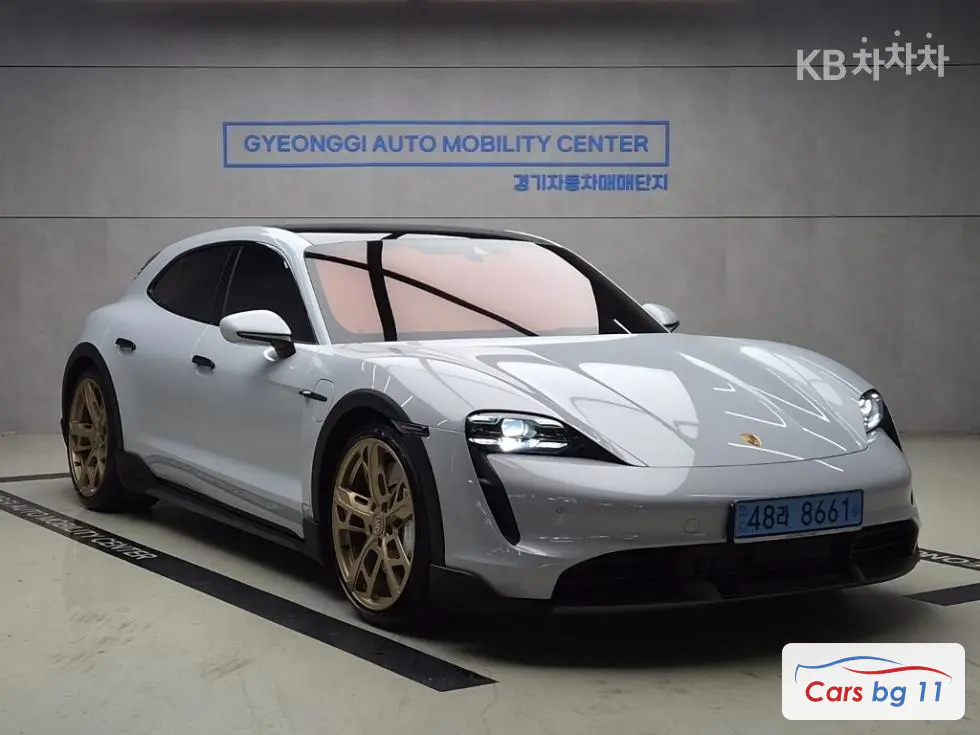 Porsche Taycan Cross TurismoTurbo